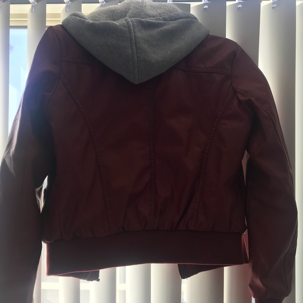 Winter Jacket ❄️ - Picture 2 of 4